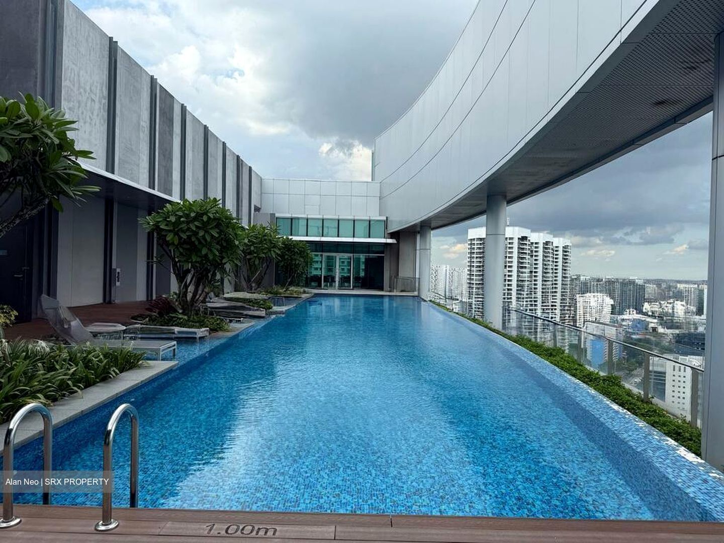 Arc 380 (D8), Office #512716471